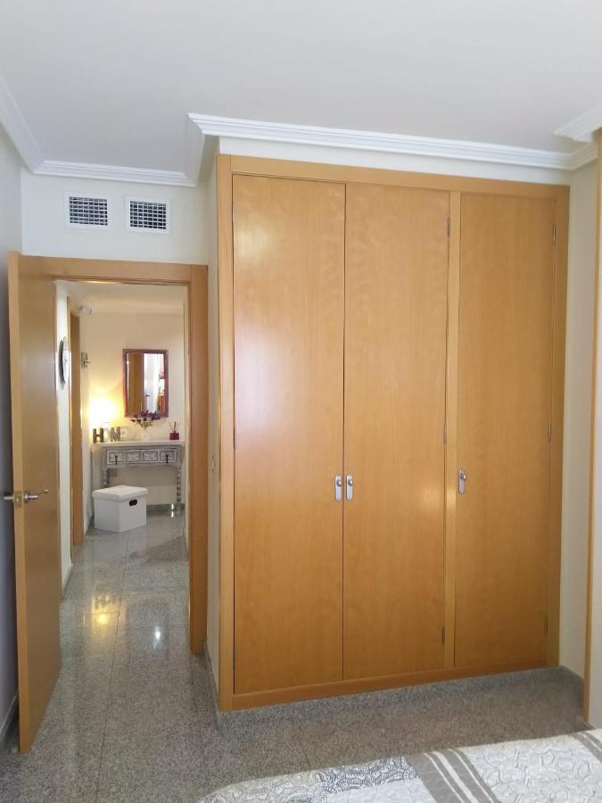 Sant Pere 139 Apartments Ел Кампело Екстериор снимка